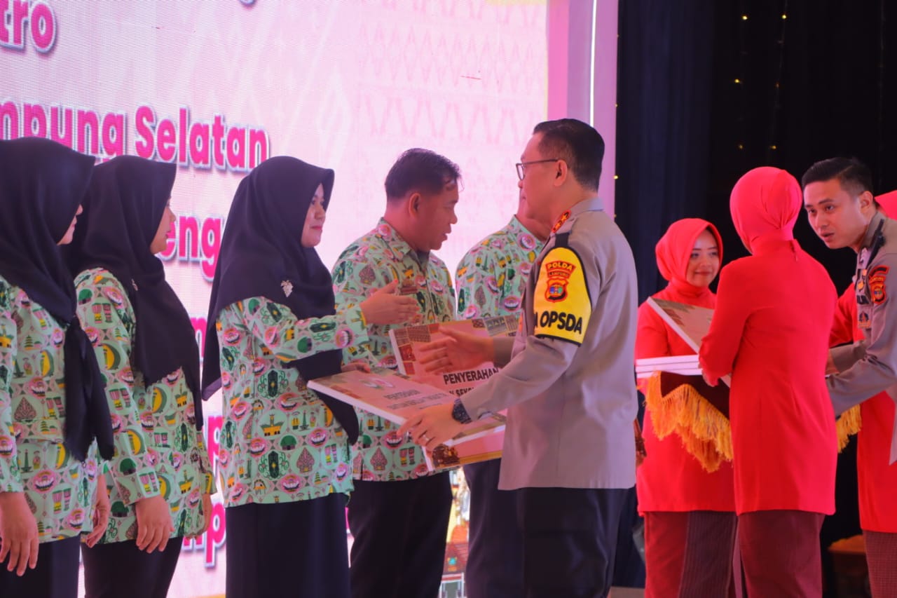 HUT ke-44 Yayasan Kemala Bhayangkari, Kapolda Lampung Fasilitasi Beasiswa Pendidikan