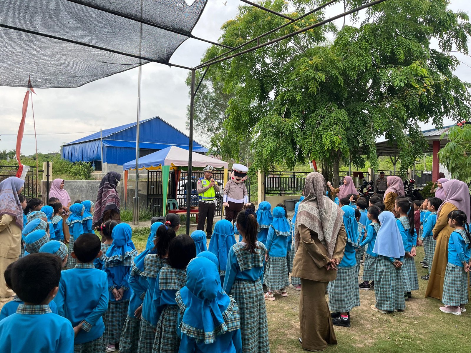 POLISI SAHABAT ANAK ldalam rangka Edukasi tertib lalu lintas sejak dini Tahun 2024