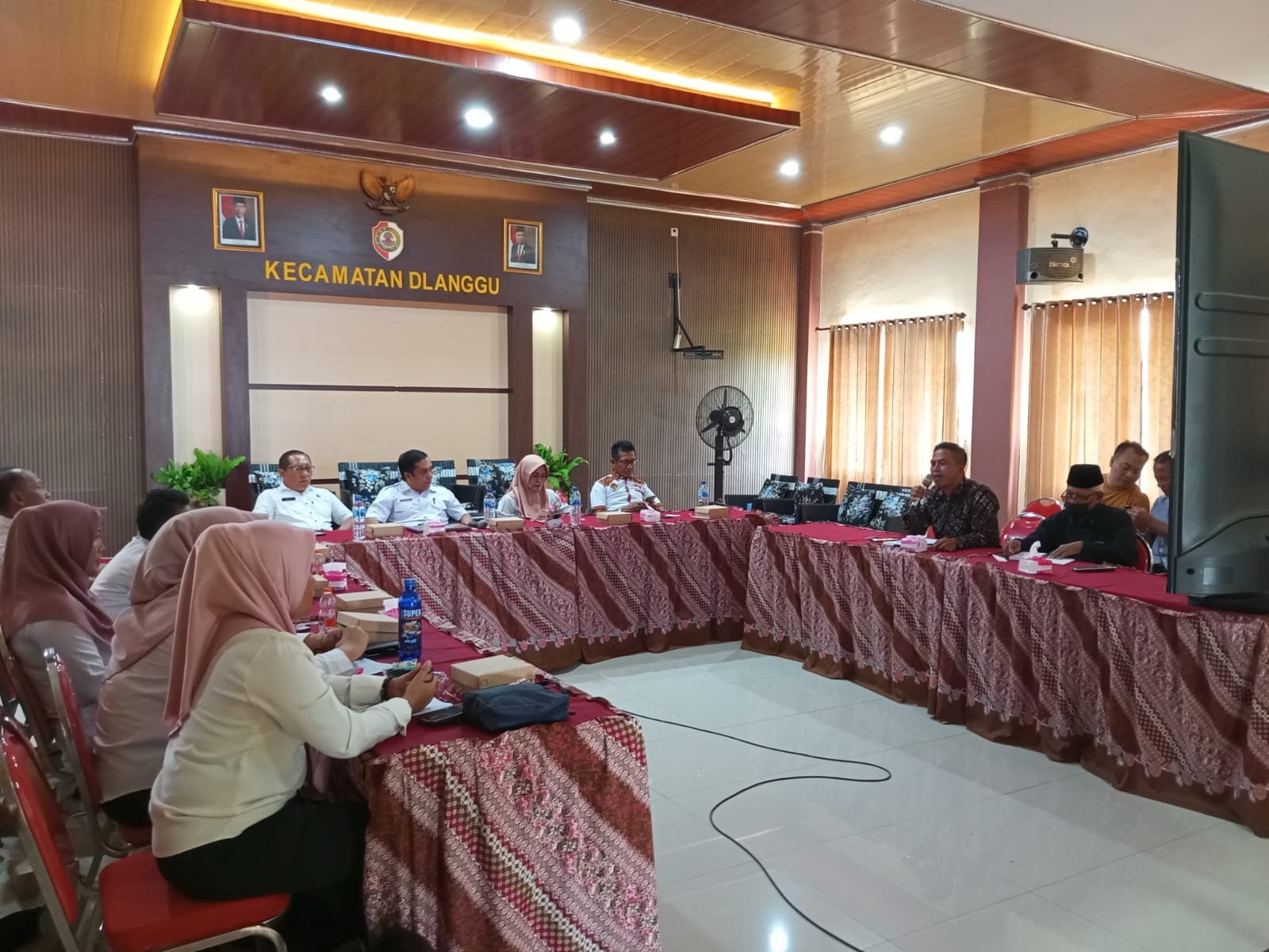 Hadi Purwanto Tak Kendor Menuntut Transparansi Tata Kelola Pemerintahan Desa Kedunglengkong