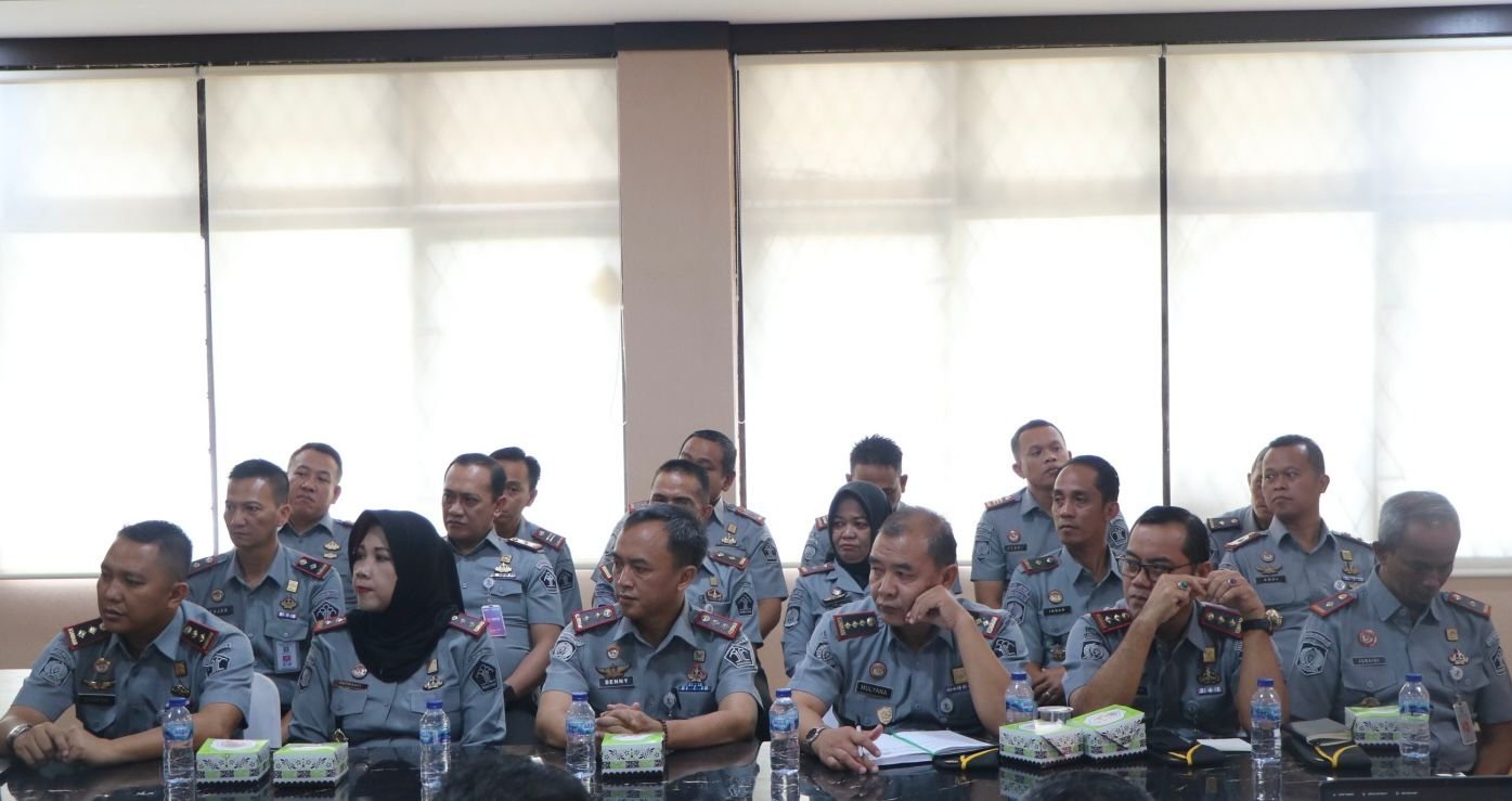 Laksanakan Tiga Kunci Pemasyarakatan Maju + Back to Basic, Kalapas Kotaagung Ikuti Penguatan Direktur Pengamanan dan Intelijen