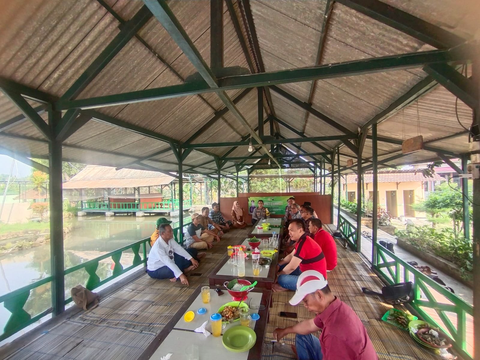 Jumat Curhat, Kapolsek Dlanggu Kumpulkan Semua Kepala Desa Se-Kecamatan