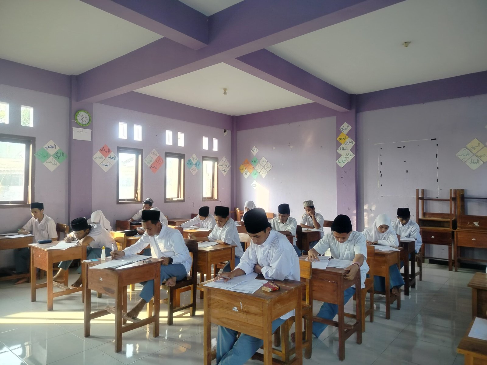 Alhamdulillah, MA Khomsani Nur Sukses Adakan Asesmen Sumatif Akhir Semester Tahun Pelajaran 2023/2024