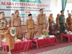 Bupati Batang Hari Fadhil Arief Hadiri Acara Penyerahan Alat Mesin Pertanian