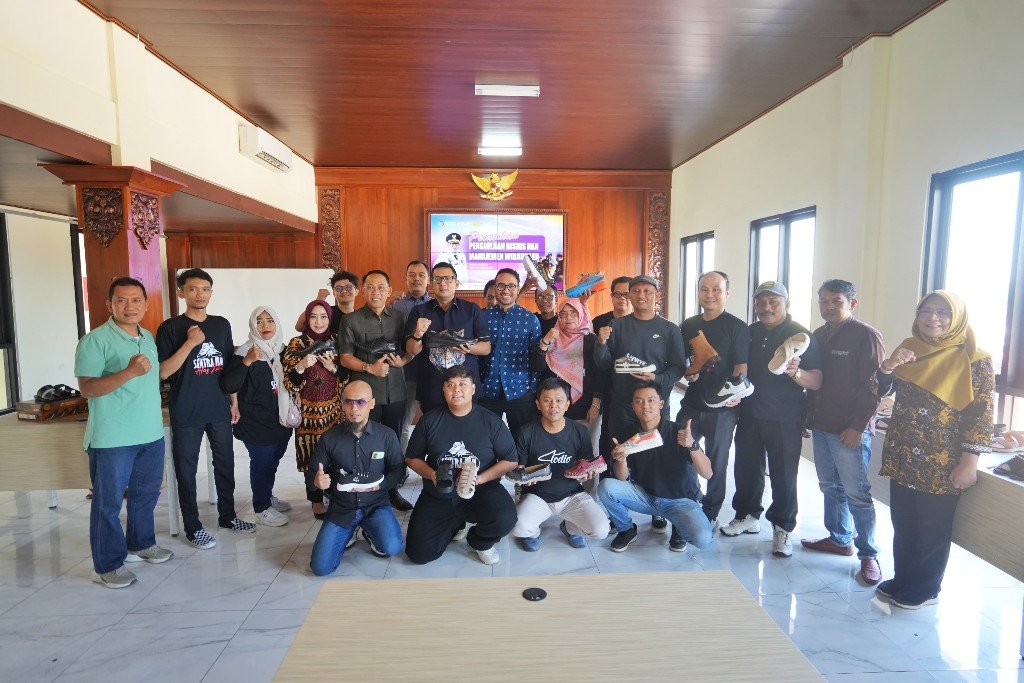 Diskopukmperindag Kota Mojokerto Gelar Pelatihan Pengelolaan Bisnis dan Manajemen Wirausaha