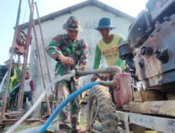 Atasi Kesulitan Air, Satgas TMMD 121 Kodim 0815/Mojokerto Bangun Sumur Bor