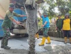 Rabat Beton Jalan Lingkungan, Satgas TMMD Bersama Masyarakat Maksimalkan Pengecoran