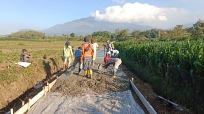 Dapat Pokir Rp 450 Juta, Pemdes Warugunung Rabat Beton JUT