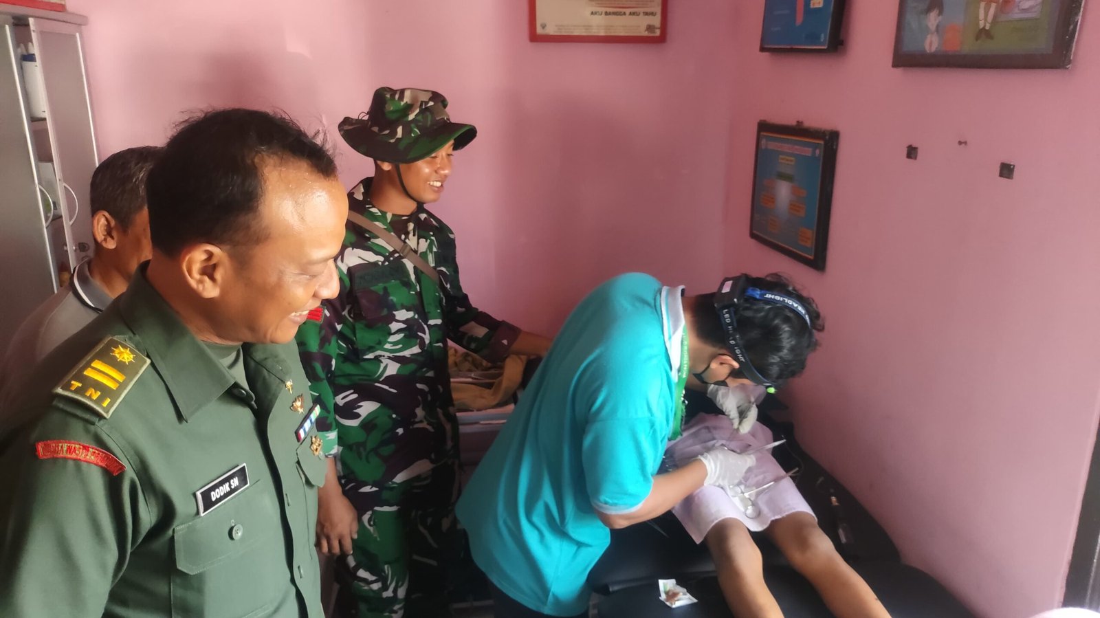 Berikan Penyuluhan Stunting & Khitan Massal, Dharma Bakti TMMD Ke-121 Mojokerto Bersama RSUD Husada Prima Surabaya