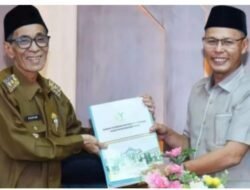 Rapat Paripurna Pandangan Fraksi-Fraksi DPRD Terhadap Nota Pengantar LKPD 2023