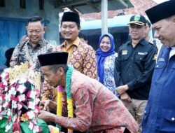 Sekda Batang Hari Hadiri Acara Peringatan Hari Kontrasepsi Sedunia Di Desa Sungai Puar