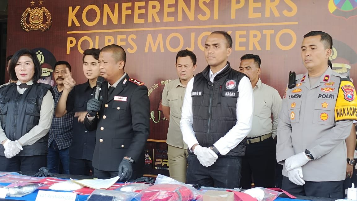 Polres Mojokerto Amankan 61,57 Gram Sabu, 5 Ekstasi, dan 13.115 Pil Koplo