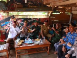HUT TNI ke-79, Kapolres Lamtim Bersama Dandim Dan Forkopimda Bantu Veteran