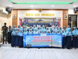 Tumbuhkan Rasa Cinta Tanah Air, SDIT Permata Kunjungi Kodim 0815/Mojokerto