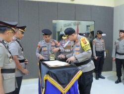 Kapolres Tanggamus Pimpin Sertijab Kasat Lantas Dan Kapolsek Sumberejo Di Aula Wira Satya