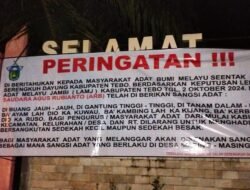 Bakal Berdampak Hukum, Warga Dihimbau Jangan Rusak Spanduk Sanksi Adat Agus Rubyanto