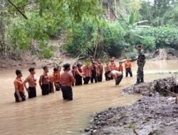 Latihan Pramuka Saka Wira Kartika, Koramil 0815/03 Sooko: Membangun Kedisiplinan dan Keterampilan Survival