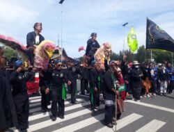 Peserta Karnaval Pawai Budaya Semarakkan Perayaan Hari Jadi Kabupaten Batang Hari Ke-76 Tahun 2024