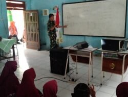 Belajar Matematika Metode Gasing, Babinsa Koramil Puri Berikan Pembelajaran Siswa SDN Tangunan