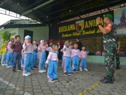 KB TK Islam Anak Sholeh dan TK Pancasila Kunjungi Makodim 0815/Mojokerto, Kenalkan Profesi TNI Sejak Dini