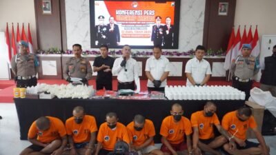 Ciduk 7 Tersangka, Polres Mojokerto Kota Amankan 139.830 Pil Double L dan Sabu 67 Gram