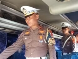 Satuan Lalulintas Polres Tanggamus Gelar Pemeriksaan Kelayakan Kendaraan Bus Damri