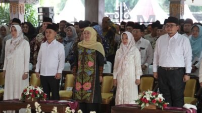 Wali Kota Mojokerto Hadiri Tasyakuran dan Santunan Anak Yatim Bersama Gubernur Jatim Khofifah