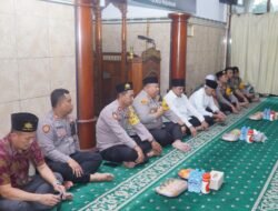 Safari Ramadhan, Kapolres Pasuruan Gelar Curhat Kamtibmas Ajak Warga Aktifkan Siskamling