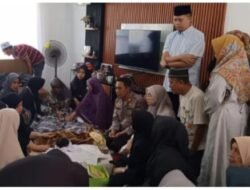 Turut Berduka Cita Waka ll DPRD Batanghari, Melayat Kerumah Duka,Dua Bocah Korban Di Danau Tapa Melenggang