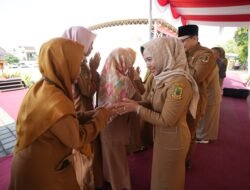 Ning Ita Pimpin Apel Hari Pertama Pasca Cuti Lebaran