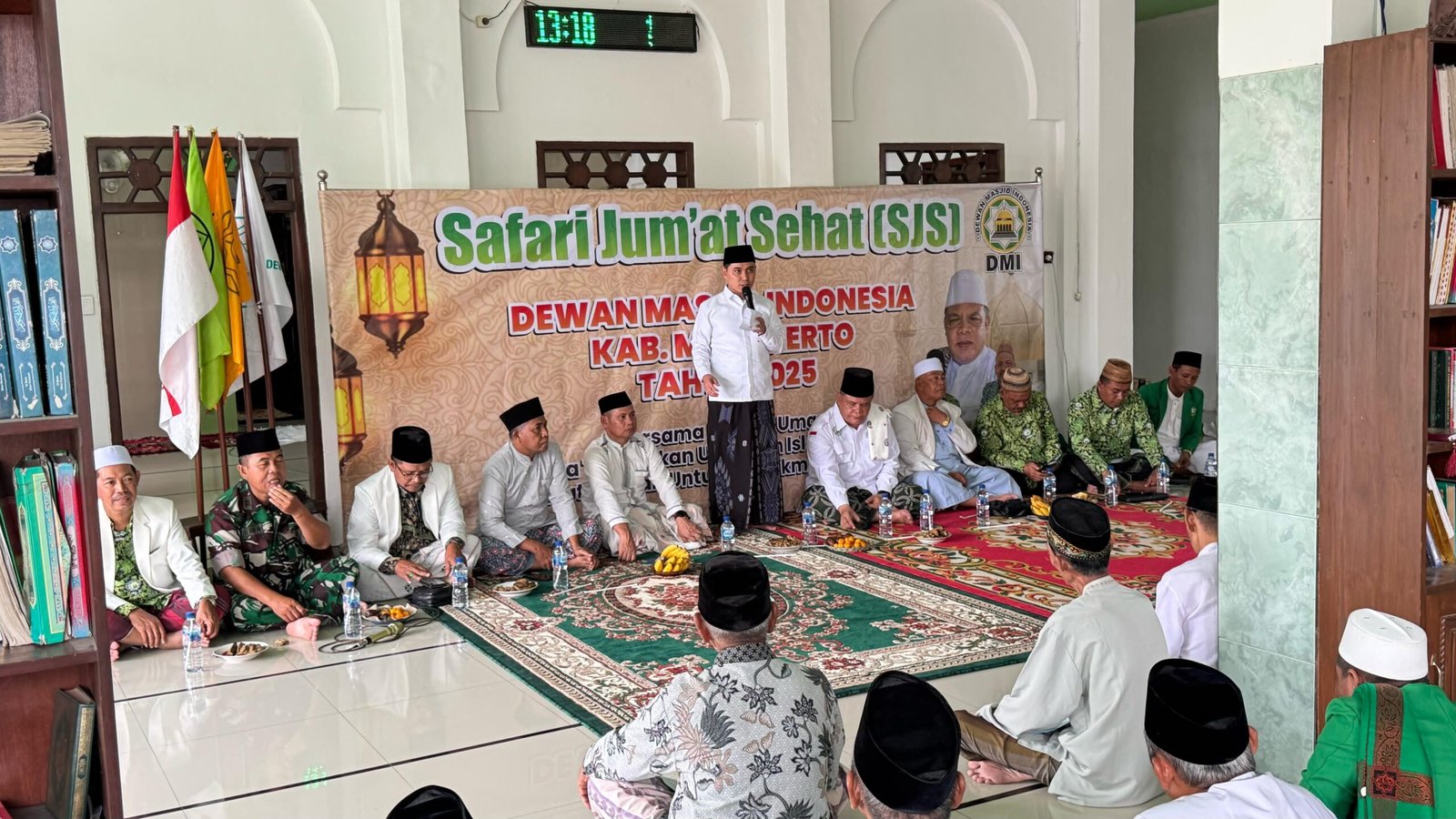 Didampingi Kades Suhartono, Bupati Mojokerto Safari Jumat Sehat di Masjid Baitussalam Desa Wringinrejo