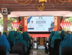 Gus Barra Perkuat Peran Perempuan dan Pemberdayaan Masyarakat