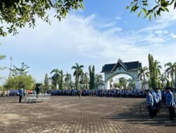 Pemkab Batang Hari Laksanakan Upacara Peringatan Hari Otonomi Daerah Ke-XXIX Tahun 2025