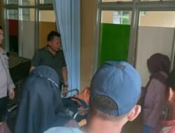 Polsek Pugung Dan Tim Inafis Polres Tanggamus Lakukan Identifikasi Mayat Remaja Gantung Diri Di Sekolah