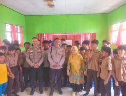 Polsek Kedondong Edukasi Pelajar SMP tentang Tata Tertib Lalu Lintas Dan Bahaya Narkoba