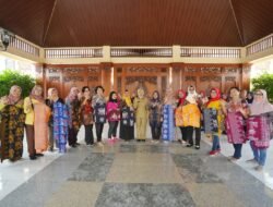 Fasilitasi Usulan Musrenbang, Pemkot Mojokerto Gelar Pelatihan Membatik