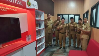 Kadisperka Kabupaten Mojokerto Dampingi Gus Barra Kunjungi Pojok Baca Digital (POCADI)