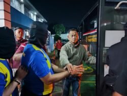 Tindak Tegas Napi Beresiko Tinggi dan Pegawai Bermasalah Serta Kanwil Ditjenpas Lampung Lakukan Pemindahan WBP