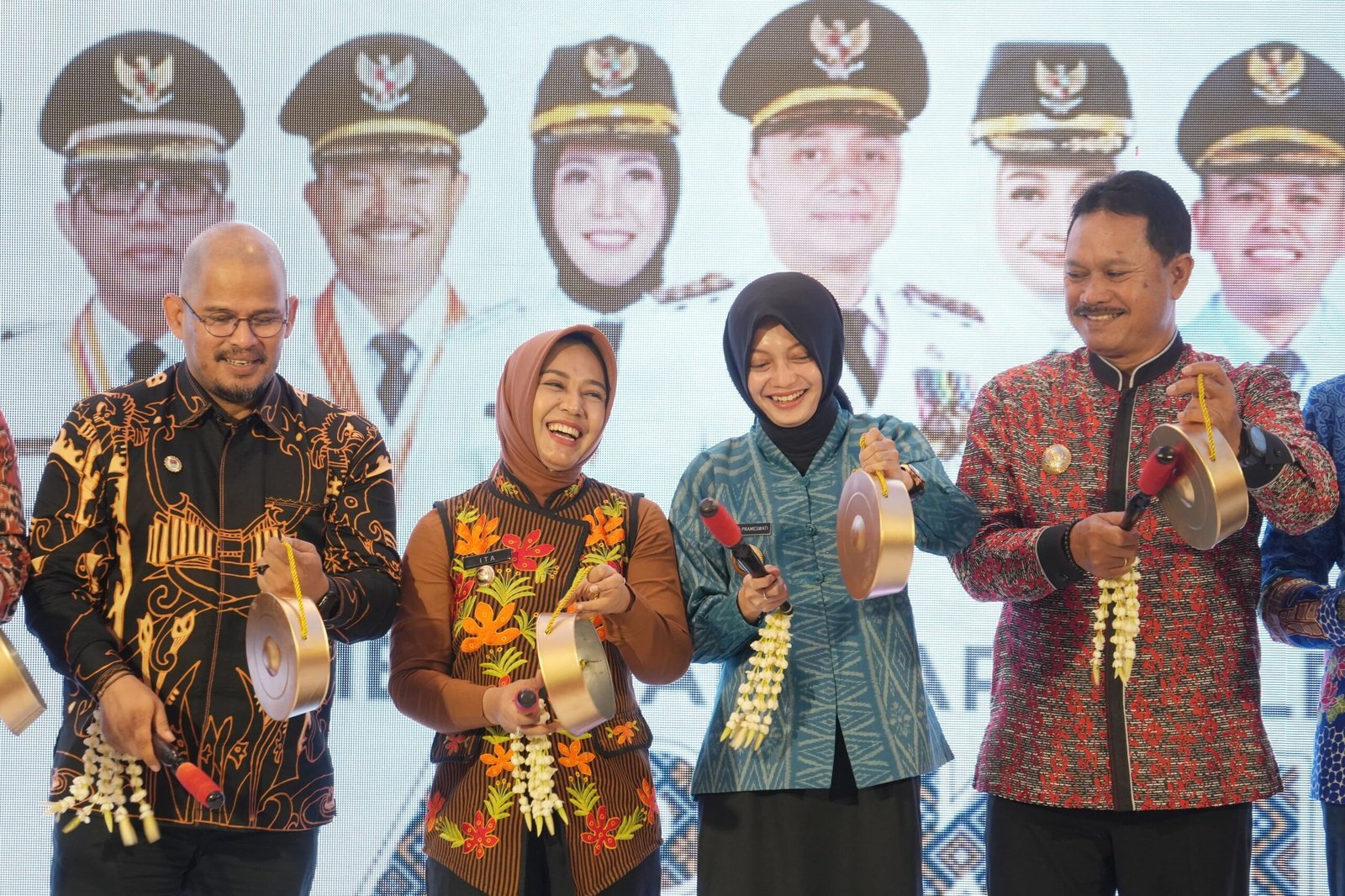 Pimpin Muskomwil IV APEKSI ke-13, Wali Kota Mojokerto Serahkan Estafet Kepemimpinan kepada Wali Kota Malang