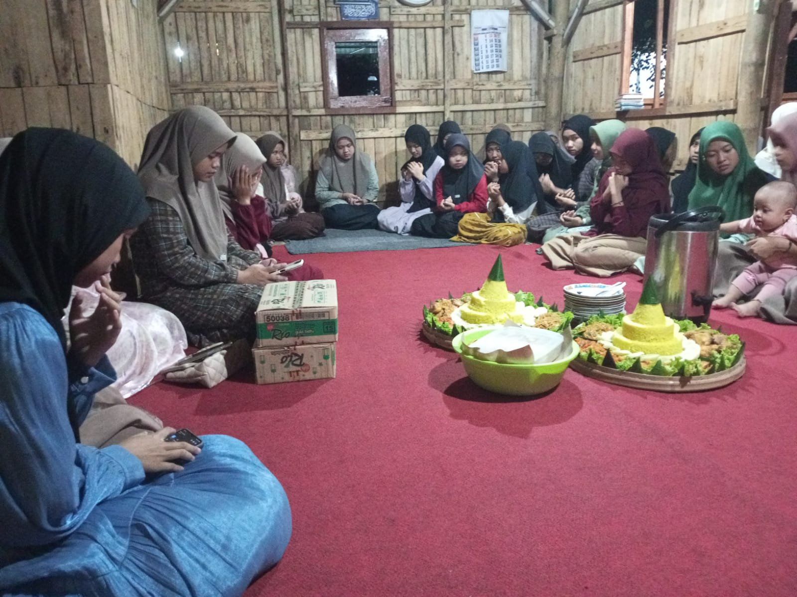 Melihat Lebih Dekat Kelas Tahfidz Al-Qur’an Ponpes/MA Khomsani Nur: Tradisi, Prestasi, dan Program Unggulan