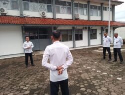 Kalapas Kelas IIB KotaAgung Tekankan Pengembangan Karier dan Budaya Anti Korupsi dalam Apel Pagi Pegawai