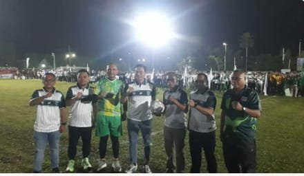 Bupati Fadhil Arief, Secara Resmi Membuka Turnamen Sepak Sepak Bola Liga U-35 OPD Kabupaten Batang Hari