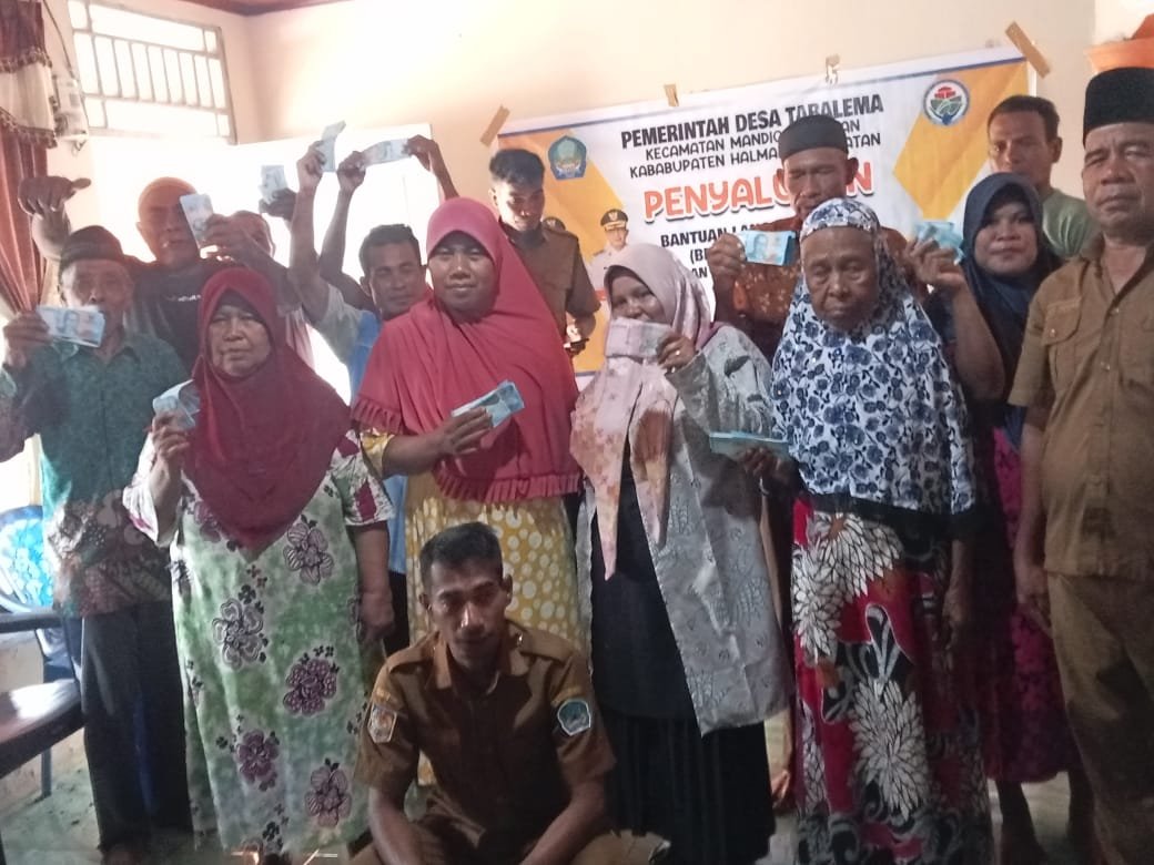 Pemdes Tabalem Salurkan BLT, Insentif Guru Paud, BPD Dan Posyandu Tahap ll 2025