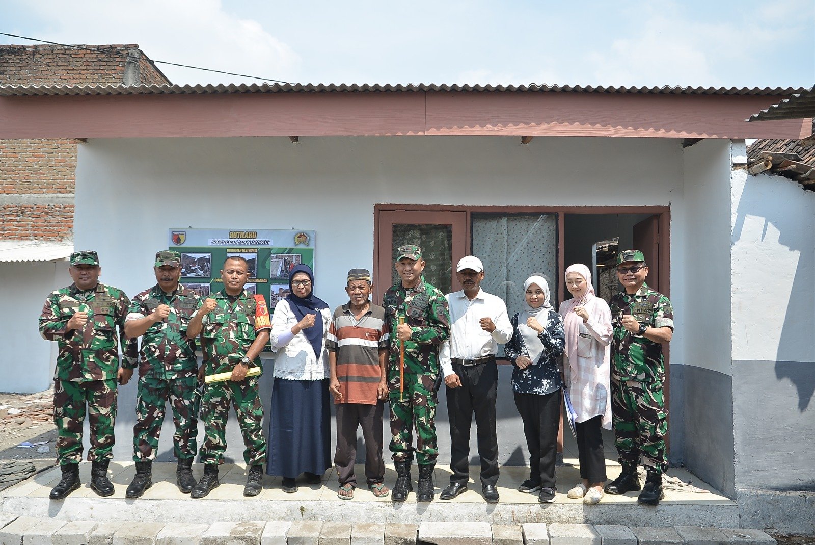 Dandim 0815/Mojokerto Dampingi Inspektorat Jatim Tinjau Rumah Tinggal Layak Huni