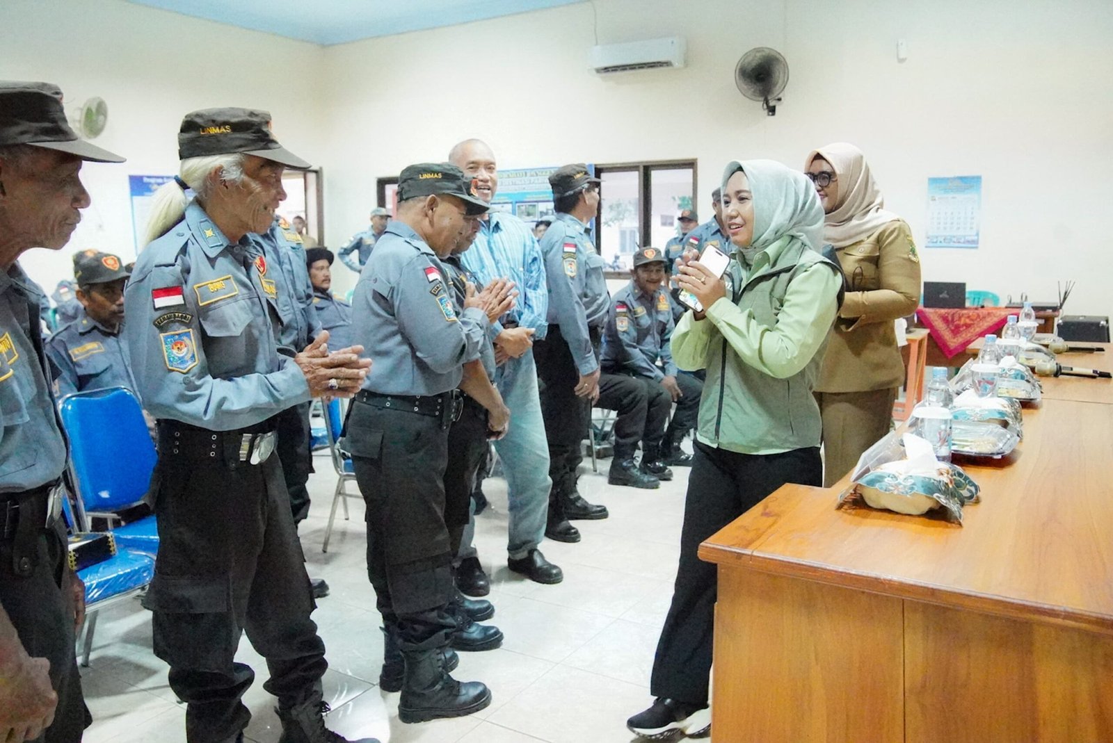 Jaga Kota Mojokerto Tetap Kondusif, Wali Kota Ajak Satlinmas Kembali Aktifkan Siskamling