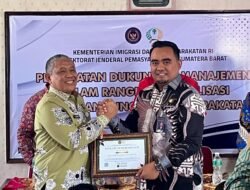 Lapas Kelas III Dharmasraya Raih Dua Sertifikat Penghargaan dengan Nilai Sempurna 100