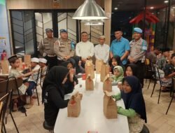 Polresta Sidoarjo Berbagi, Ajak Anak Yatim Makan Malam Bergizi