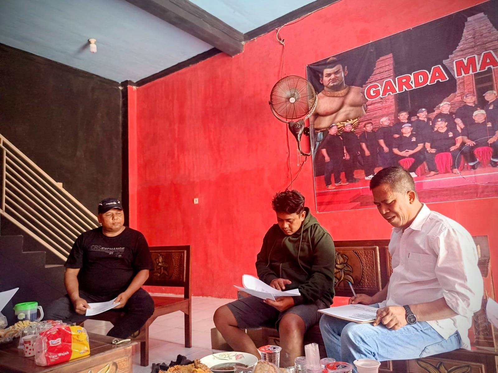 Bangun Sinergitas dengan Ormas Garda Majapahit, Direktur LBH Djawa Dwipa Berbagi Ilmu Lingkungan