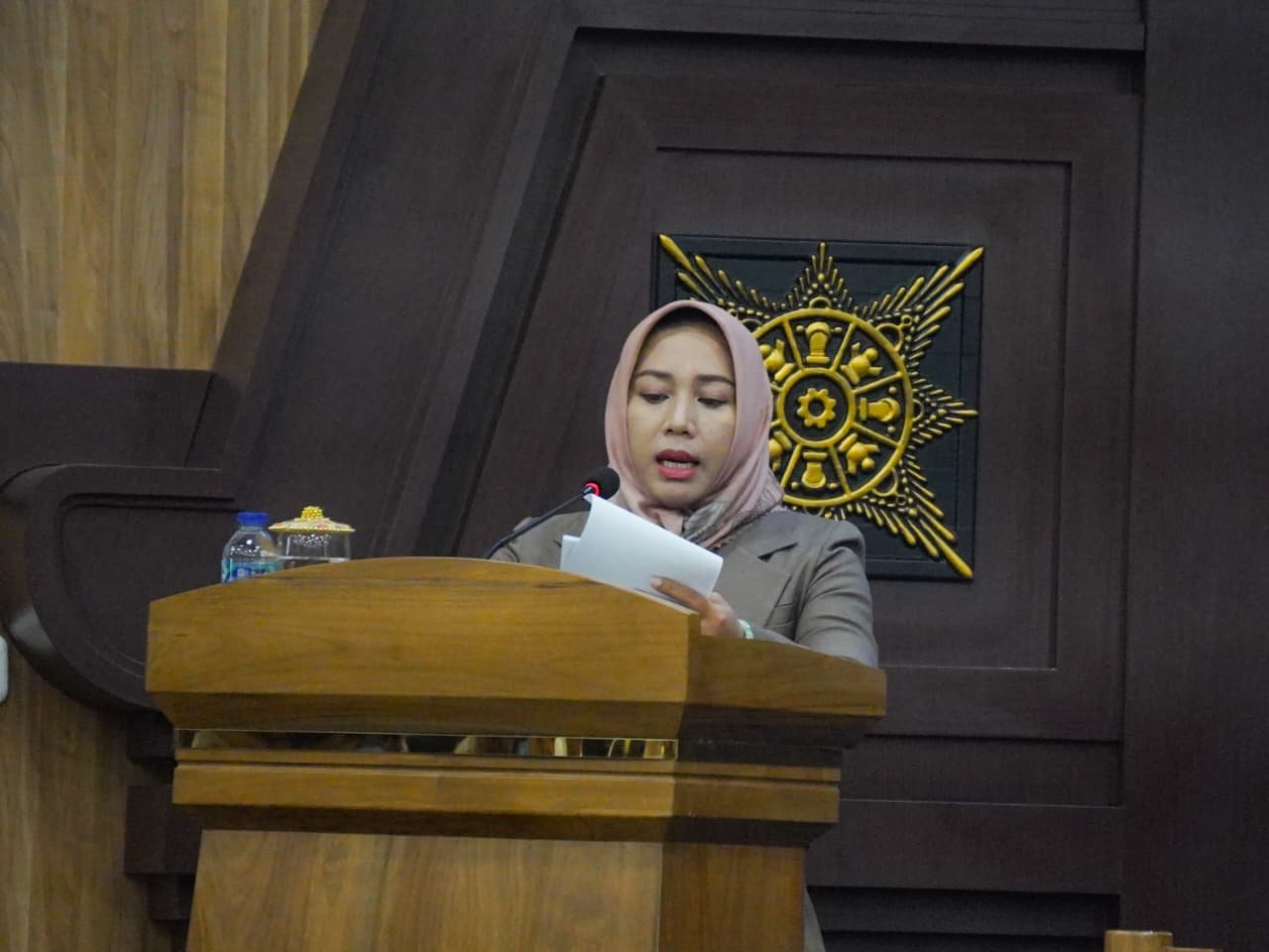 Rapat Paripurna DPRD Kota Mojokerto, Wali Kota Sampaikan Nota Keuangan RAPBD TA 2026