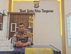 Kasat Lantas IPTU Rudi Khisbiyantoro Pimpin Jum’at Berbagi: Polres Tanggamus Salurkan Bansos untuk Petugas Kebersihan, Sopir Angkot, dan Ojek Online