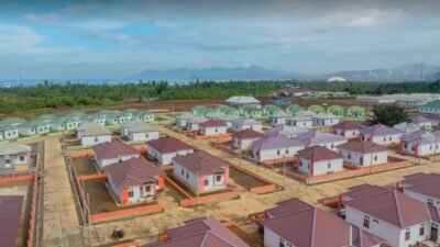 Permukiman Baru Desa Kawasi Hadirkan Akses Air Bersih dan Listrik 24 Jam Menerangi Cahaya Lampu